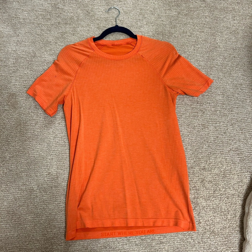 lululemon athletica Vibrant Orange Short Sleeve Tee